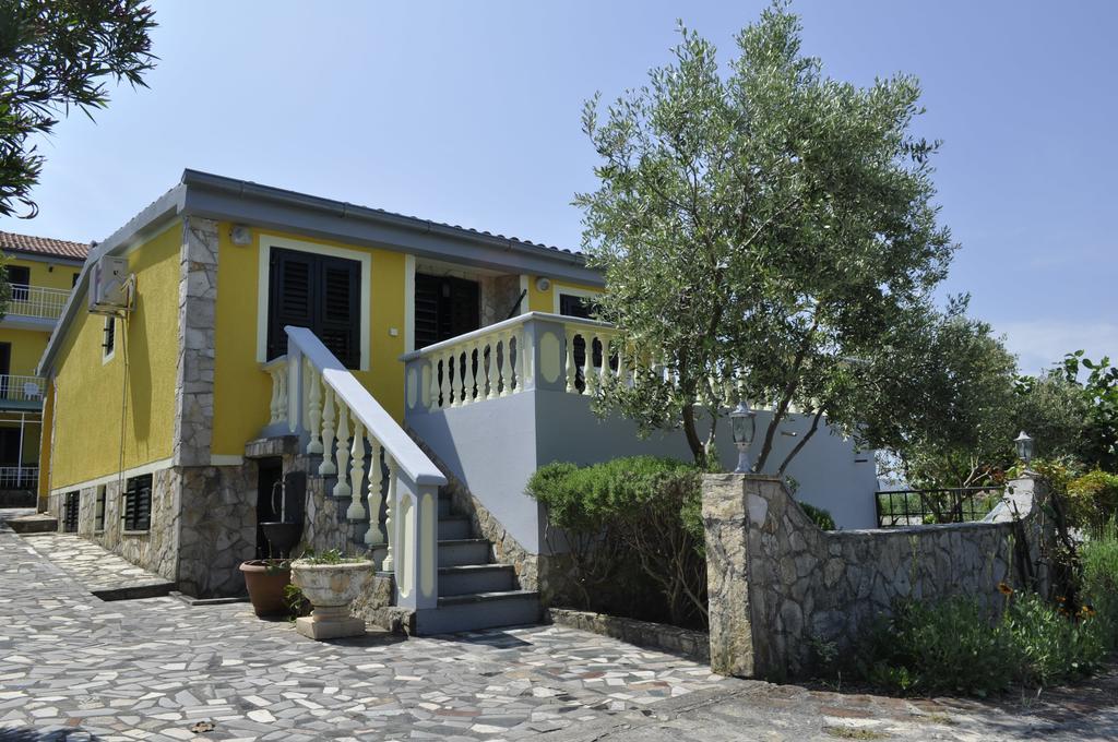 Apartments Pavlovic Linardići Quarto foto